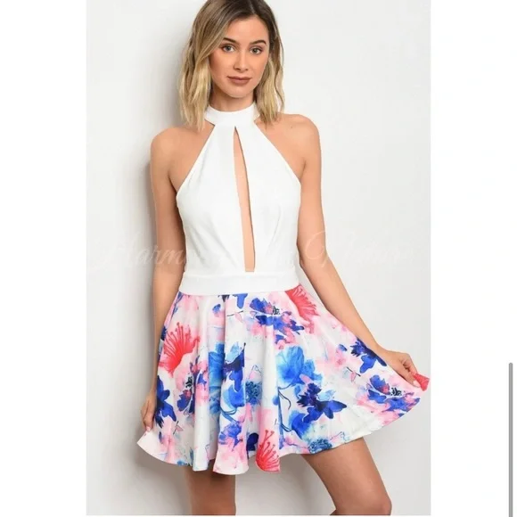 Ivory and floral royal dress - Picture 2 of 5